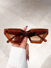 Load image into Gallery viewer, Sora Sunglasses