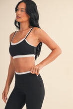 Load image into Gallery viewer, Contrast Trim Top & Legging Set - Black