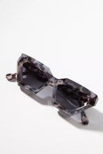Load image into Gallery viewer, Sora Sunglasses