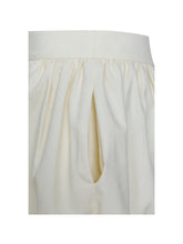 Load image into Gallery viewer, Quinzelle Butter Yellow Linen Bubble Shorts