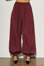Load image into Gallery viewer, Burgundy Harem Balloon Pants
