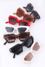 Load image into Gallery viewer, Sora Sunglasses