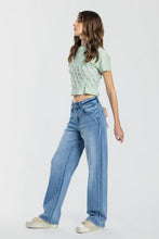 Load image into Gallery viewer, Mid Waist Loose Straight Jeans -Medium