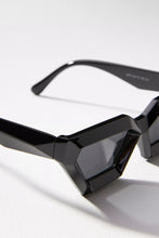 Load image into Gallery viewer, Sora Sunglasses