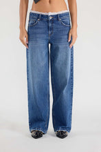 Load image into Gallery viewer, Waist Band Lace Baggy Wide Jeans