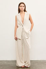 Load image into Gallery viewer, Pinstripe Sleeveless Blazer
