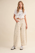 Load image into Gallery viewer, Studded Barrel Denim Pants- Cream
