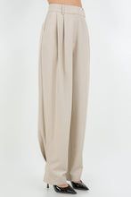 Load image into Gallery viewer, Tapered Leg Opening Woven Pleated Trousers- Khaki

