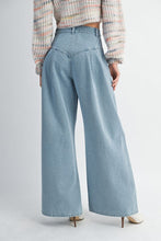 Load image into Gallery viewer, Denim High Waist Pintuck Wide Leg Jeans
