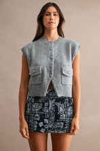 Load image into Gallery viewer, Gray Sleeveless Knit Sweater Vest
