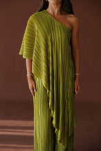 Load image into Gallery viewer, Olive Pleated One Shoulder Set
