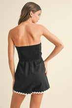 Load image into Gallery viewer, Linen Black Trim Romper

