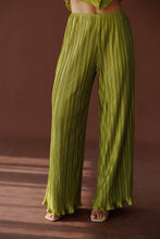 Load image into Gallery viewer, Olive Pleated One Shoulder Set
