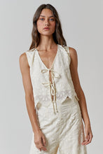 Load image into Gallery viewer, Embroidery Front Tie Top
