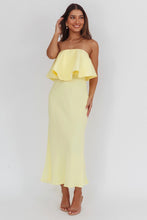 Load image into Gallery viewer, Panna Cotta Maxi Dress
