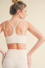Load image into Gallery viewer, Ivory Active Short Set
