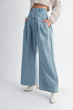 Load image into Gallery viewer, Denim High Waist Pintuck Wide Leg Jeans
