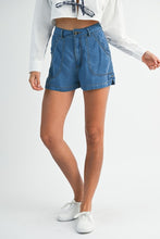 Load image into Gallery viewer, Scalloped Edge Denim Shorts
