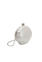 Load image into Gallery viewer, Pearl Shell Clutch
