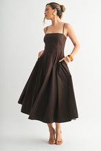 Load image into Gallery viewer, Elara Contour Dress- Chocolate
