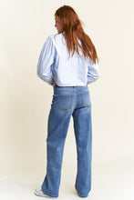 Load image into Gallery viewer, Mid Waist Loose Straight Jeans - Medium

