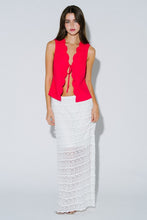 Load image into Gallery viewer, Linen Scalloped Trim Front Tie Sleeveless Top- Red
