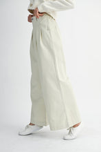 Load image into Gallery viewer, Wide Leg Denim Pants - Ecru
