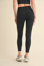 Load image into Gallery viewer, Aligned Performance High-Rise Leggings
