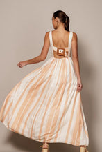 Load image into Gallery viewer, Rattan Buckle Detail Dress
