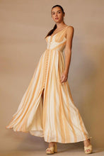 Load image into Gallery viewer, Rattan Buckle Detail Dress
