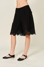 Load image into Gallery viewer, Pleated Lace-Hem Long Shorts Black
