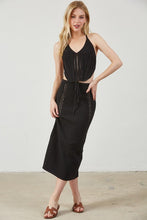 Load image into Gallery viewer, Crochet Maxi Skirt- Black
