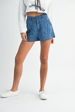 Load image into Gallery viewer, Scalloped Edge Denim Shorts
