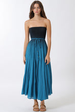 Load image into Gallery viewer, Alexis Maxi Dress - Blue Gradient
