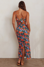 Load image into Gallery viewer, Citrus Scallop Trim Crop Top
