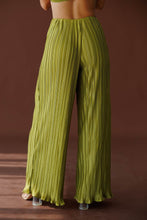 Load image into Gallery viewer, Olive Pleated One Shoulder Set
