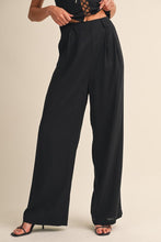 Load image into Gallery viewer, Maelle Black Linen Lace-Up Set
