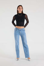 Load image into Gallery viewer, Eyelet Waist Band Straight Jeans
