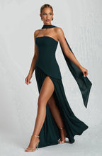 Load image into Gallery viewer, Salazar Dress- Emerald
