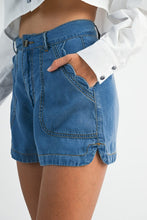 Load image into Gallery viewer, Scalloped Edge Denim Shorts
