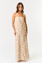 Load image into Gallery viewer, Shell Print Strapless Maxi Dress
