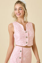 Load image into Gallery viewer, Textured Button Detail Top- light pink
