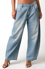Load image into Gallery viewer, Lena Barrel Jeans- Denim
