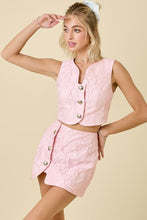 Load image into Gallery viewer, Textured Button Detail Top- light pink

