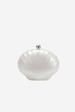 Load image into Gallery viewer, Pearl Shell Clutch
