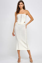 Load image into Gallery viewer, Crochet Maxi Skirt- White
