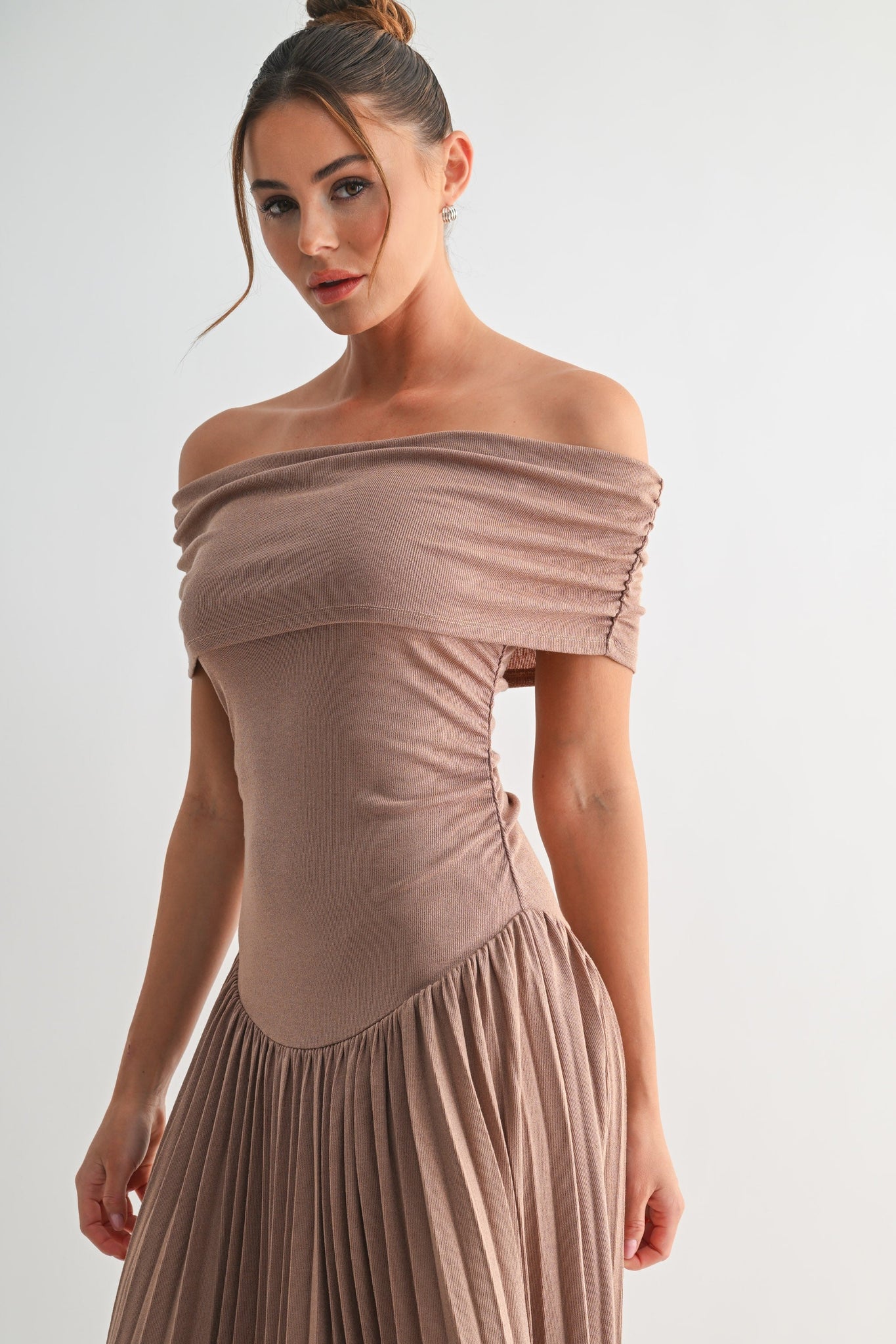 stella pleated maxi dress Stella Pleated Maxi Dress V I T T A