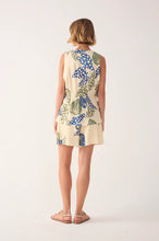 Load image into Gallery viewer, Begonia Print Linen Shorts
