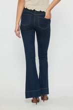 Load image into Gallery viewer, High Rise Seamed Front Flare Jeans
