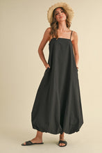 Load image into Gallery viewer, Hana Maxi Dress- Black
